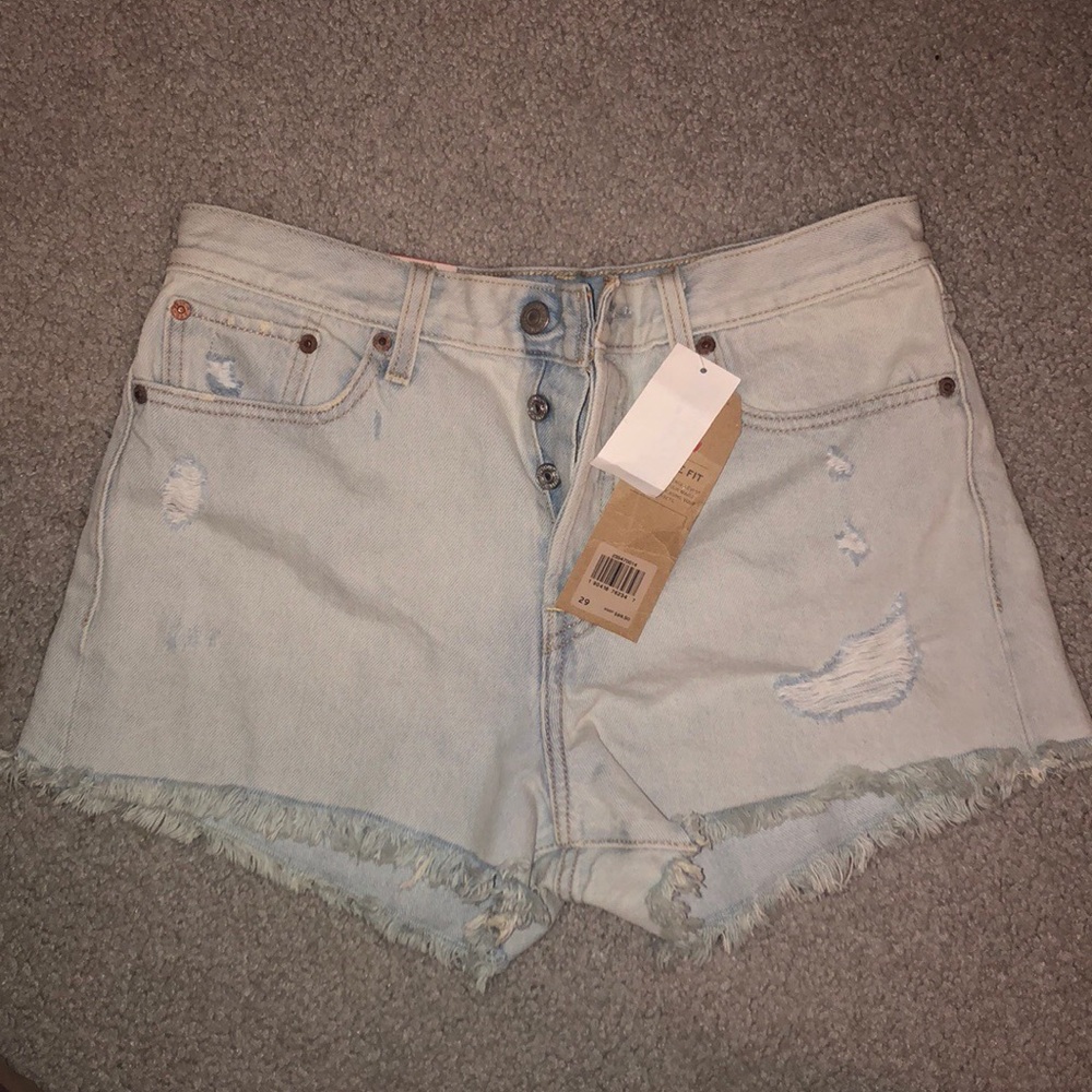 NWT Vintage Levi Shorts - Picture 1 of 5